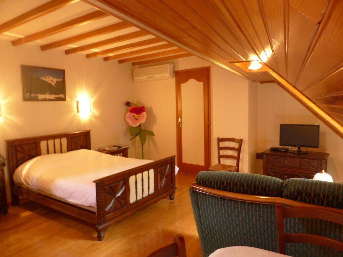 La Bouigane Bed & Breakfast Saint-Lary  Bagian luar foto