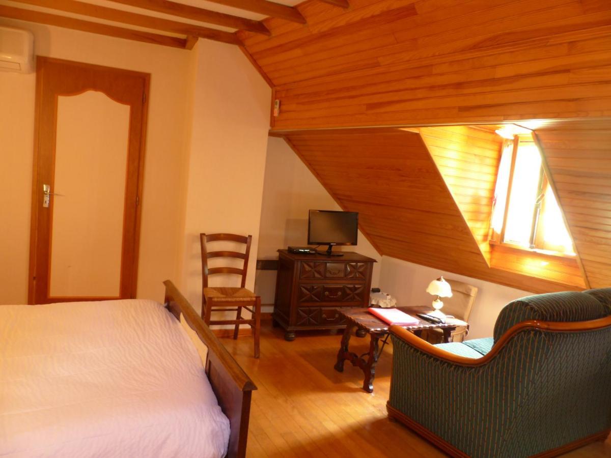 La Bouigane Bed & Breakfast Saint-Lary  Bagian luar foto